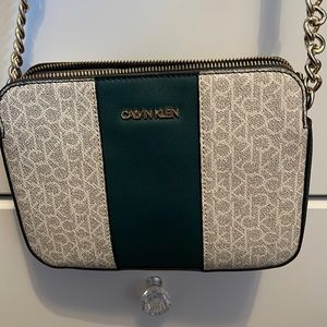 Calvin Klein Cross body